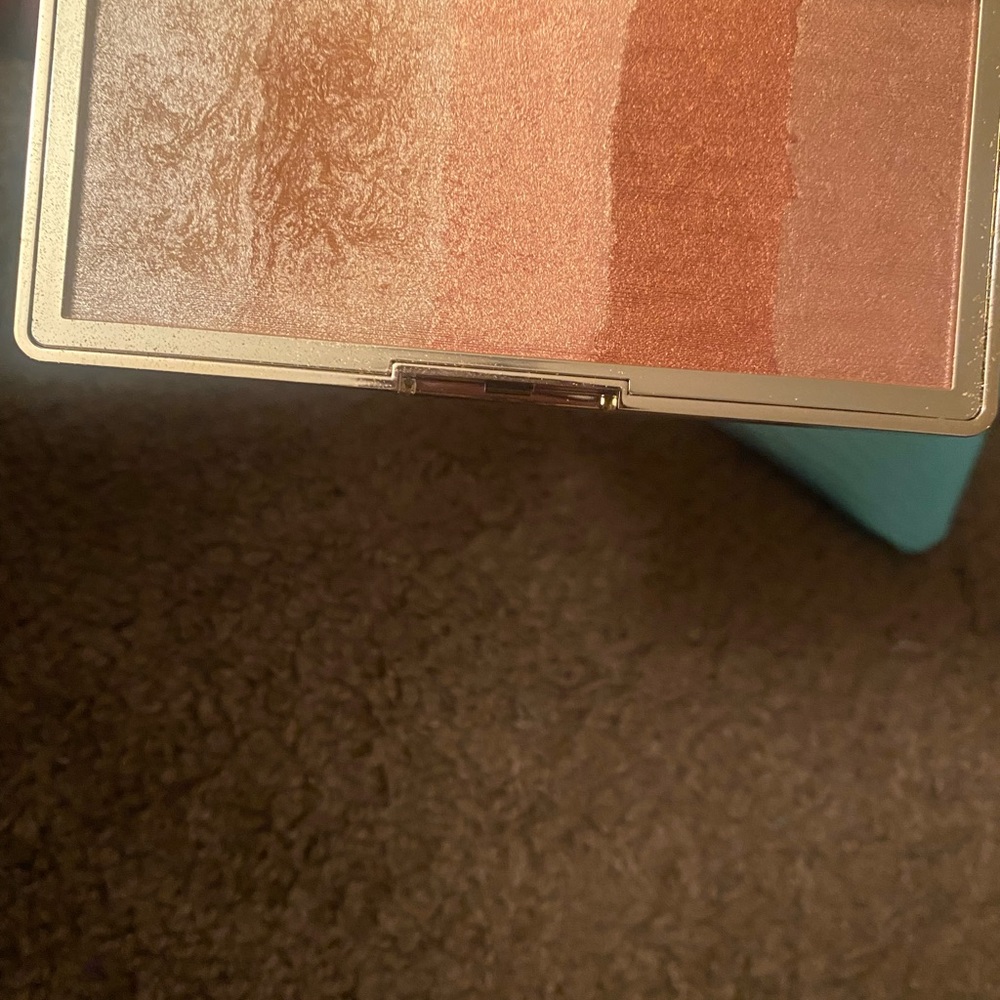 Makeup bundle - Picture 6 of 8